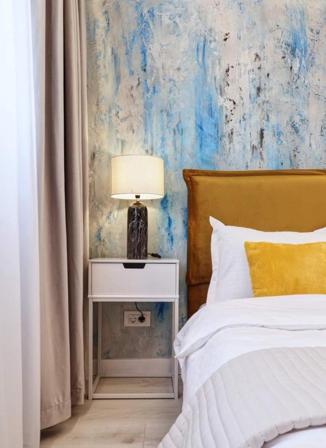 Government Deluxe Studio By Magic Apartments Bukarest Kültér fotó